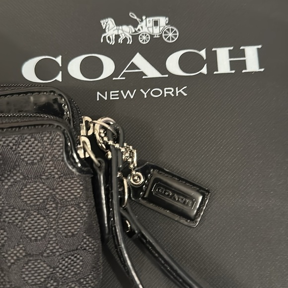 Coach Black Women\'s wristlet
